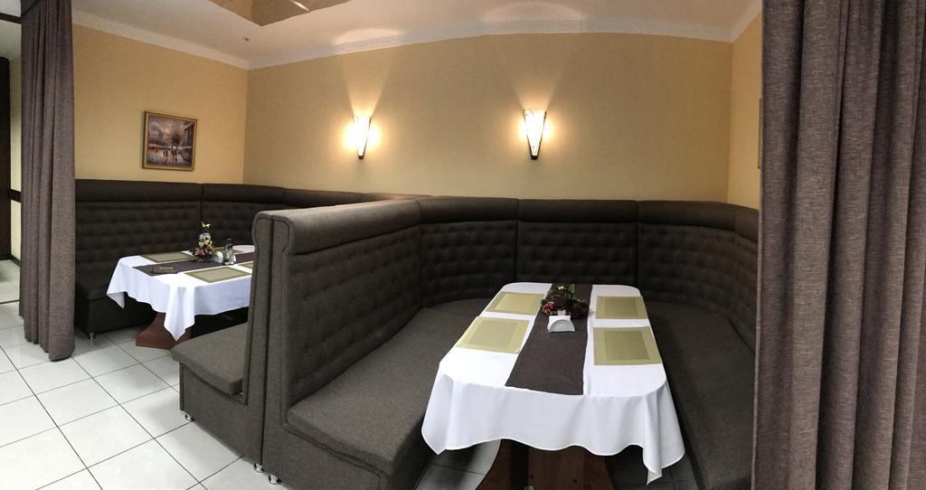 Alexandrovskiy Hotel Nikolayev Luaran gambar